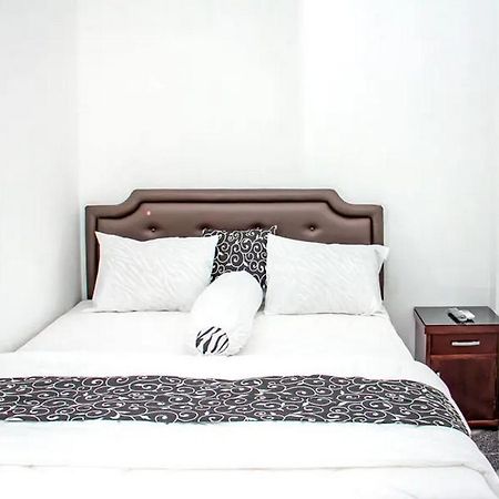 Samar Wulu Guest House Syariah Mitra Reddoorz Near Ketapang Ketapang  Eksteriør billede