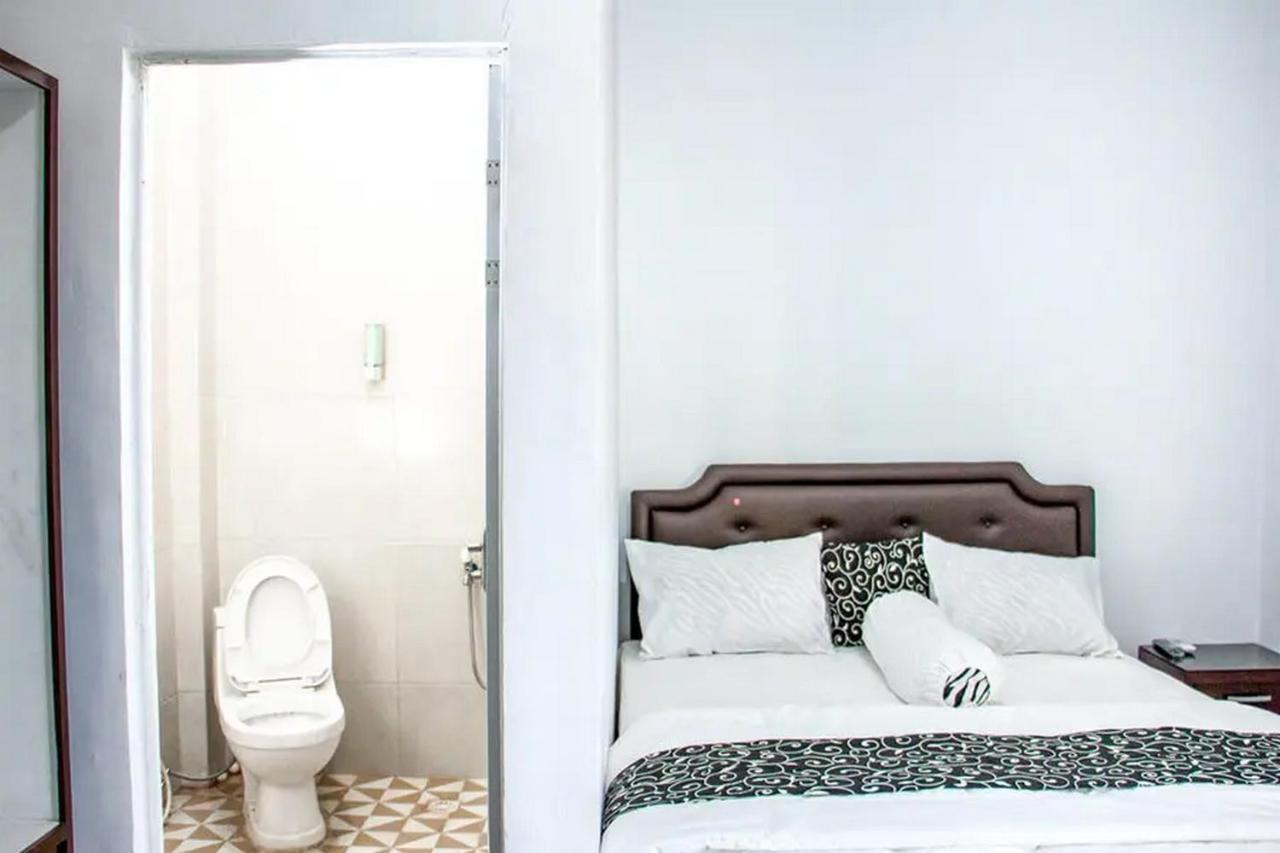 Samar Wulu Guest House Syariah Mitra Reddoorz Near Ketapang Ketapang  Eksteriør billede